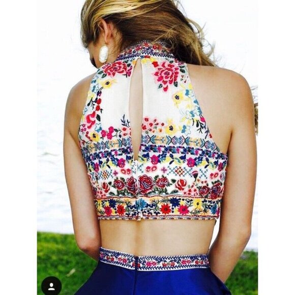 For You DRESS Size XXL White Blue EMBROIDERED 2 Piece Skirt Crop Top Pageant NWT - Picture 4 of 16